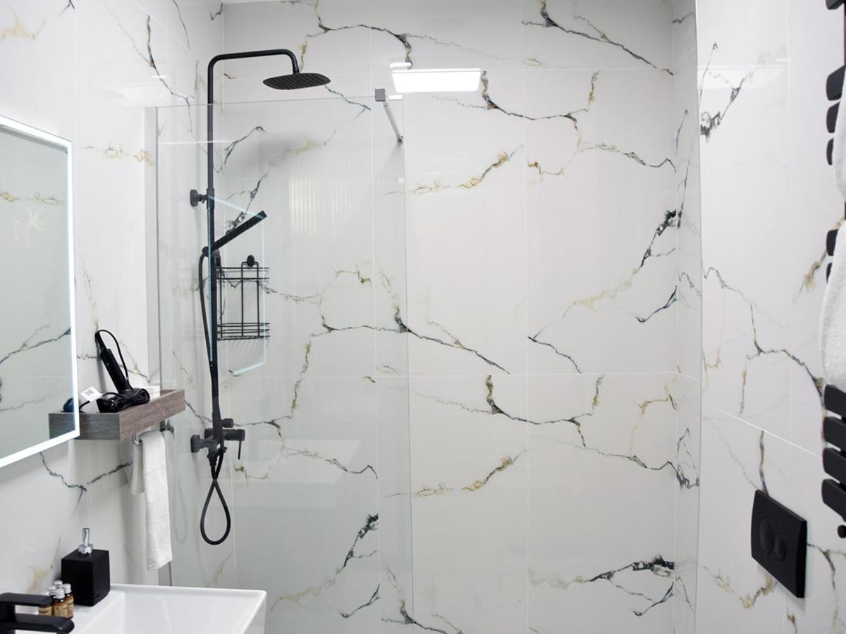 Aquaperla Hotel & Spa Chişinău Eksteriør billede